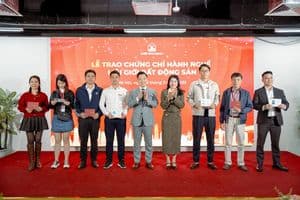 Trao Chứng chỉ 11