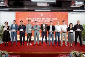 Trao Chứng chỉ 6